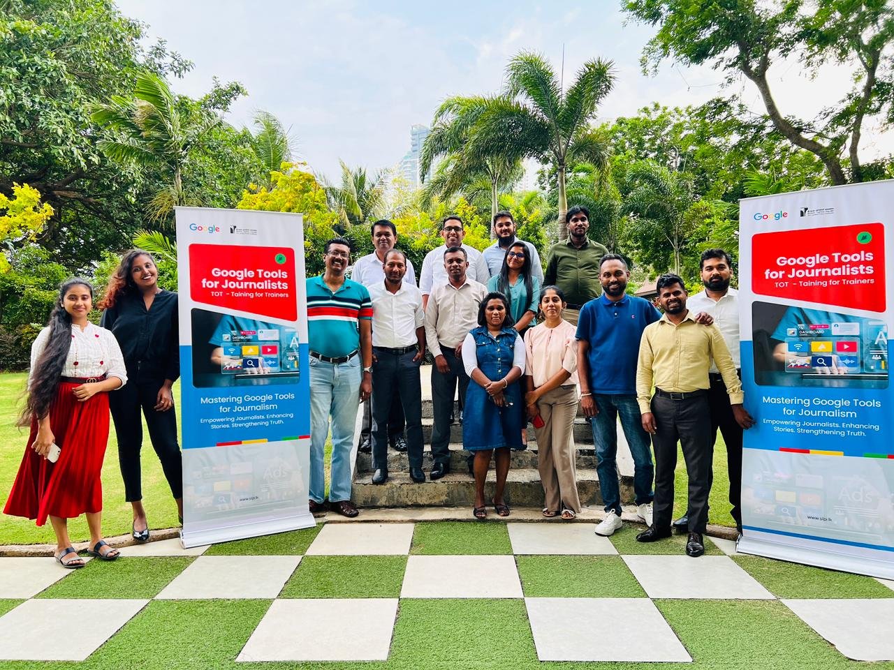 Journalists at Google Tools Workshop